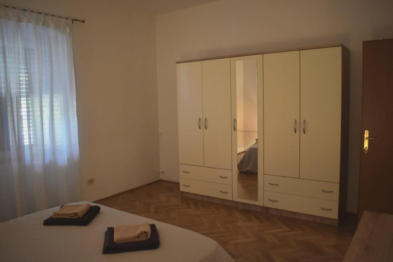 Pet Friendly Apartment Murvi 50 Novigrad Istria Buitenkant foto